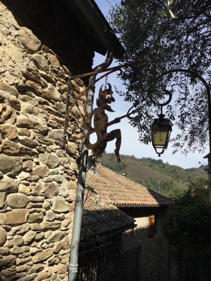 Villa Le Diable Par La Queue Olargues Esterno foto